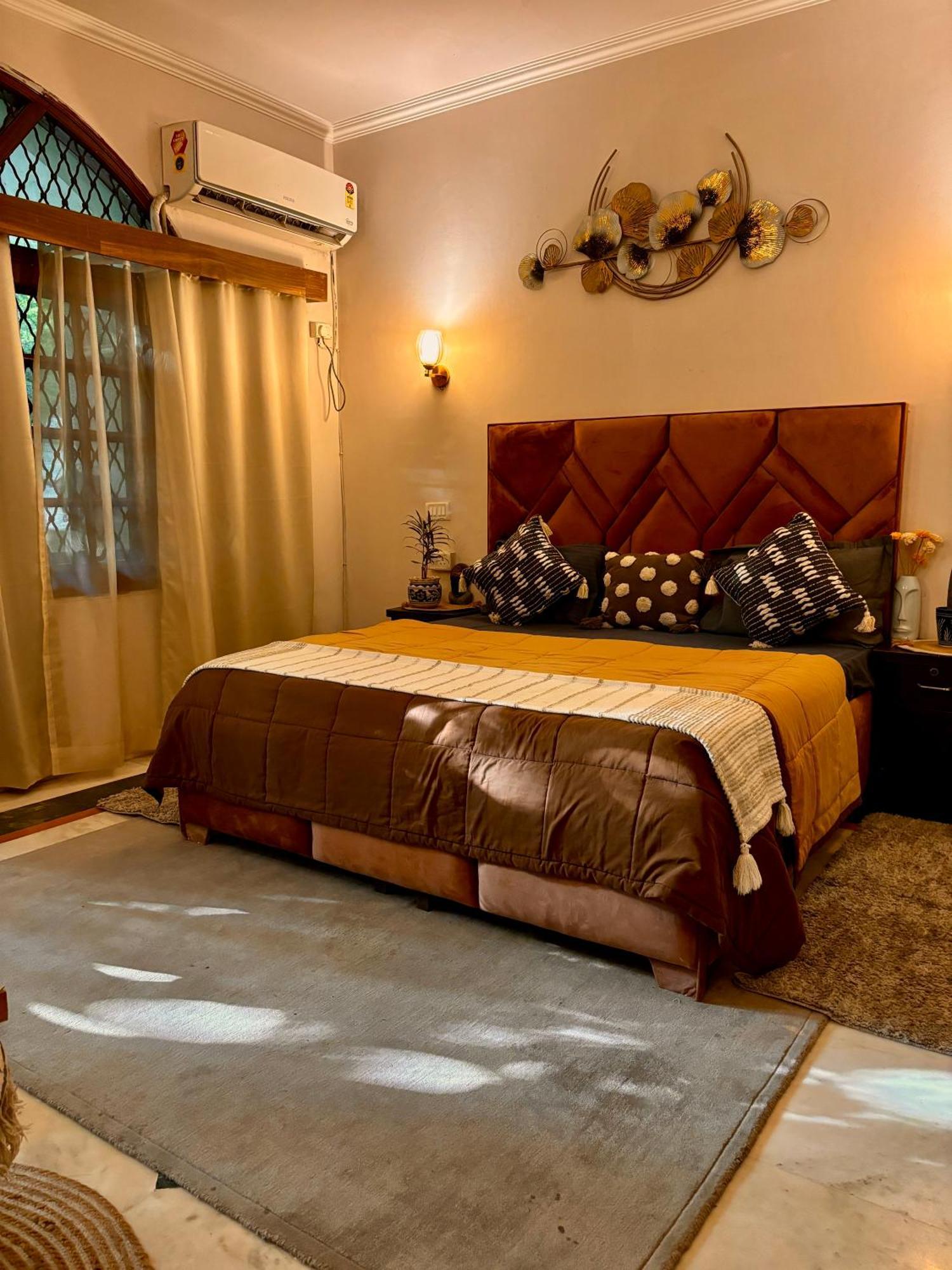Atharva'S Homestay By Goaround Homes - Nehru Enclave Metro, South Delhi Nova Deli Exterior foto