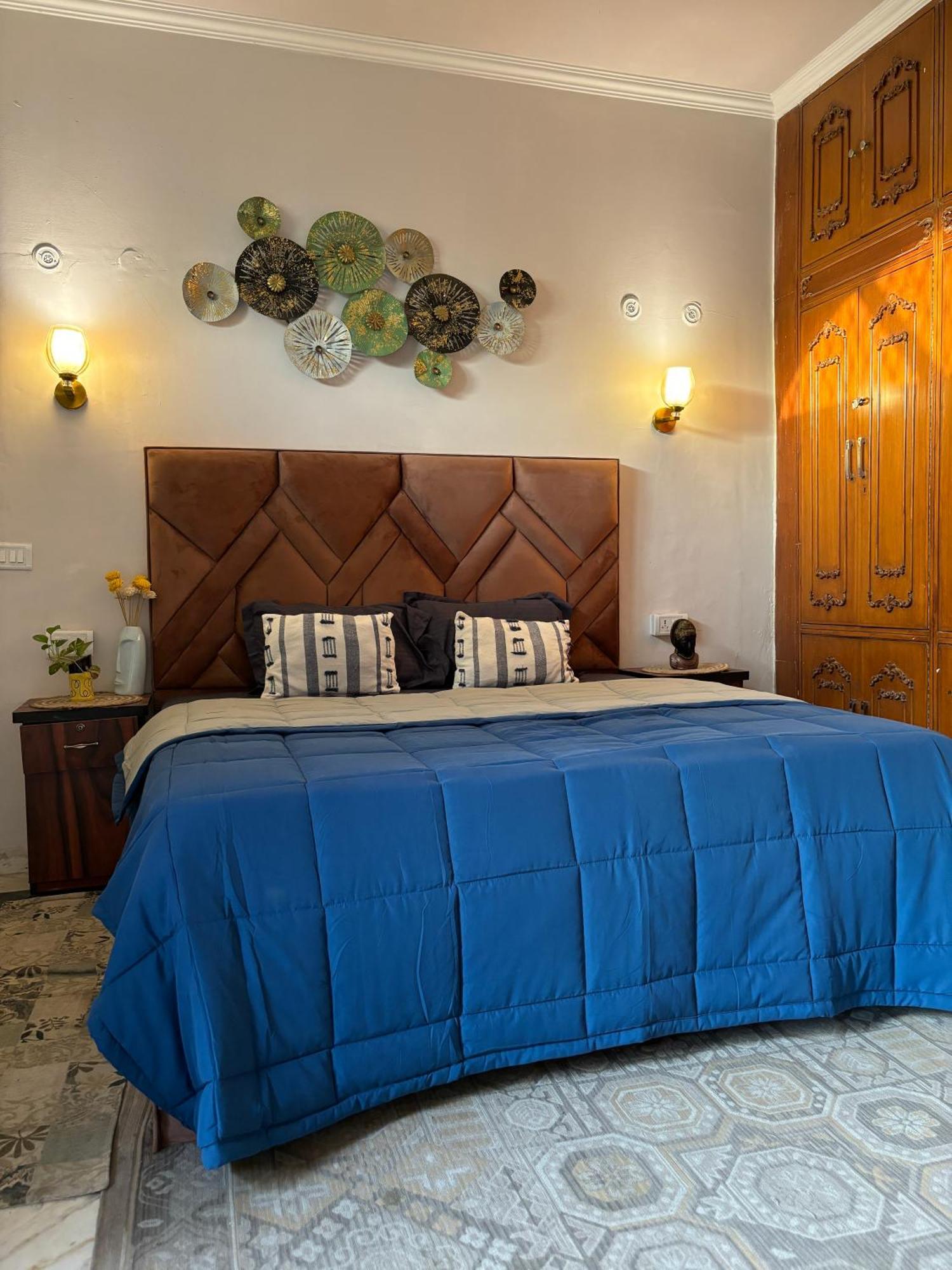 Atharva'S Homestay By Goaround Homes - Nehru Enclave Metro, South Delhi Nova Deli Exterior foto